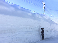 豪雪地、魚沼の積雪